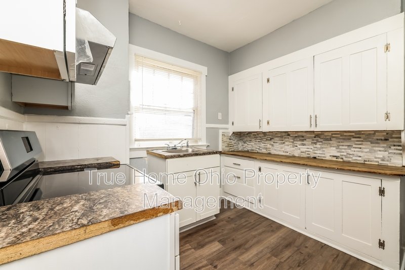113 West Parkwood Drive - 113 property image