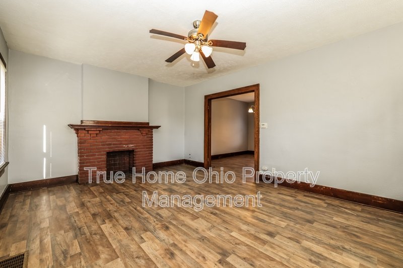 113 West Parkwood Drive - 113 property image