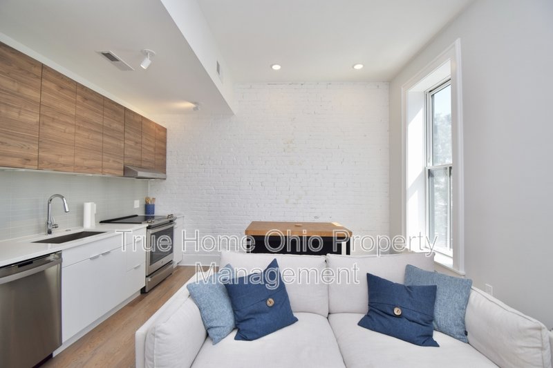 33 East Court Street #305 property image