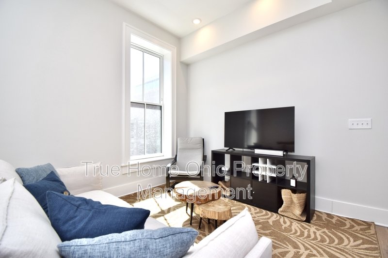 33 East Court Street #305 property image