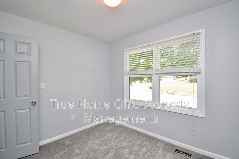 647 Regent Road property image