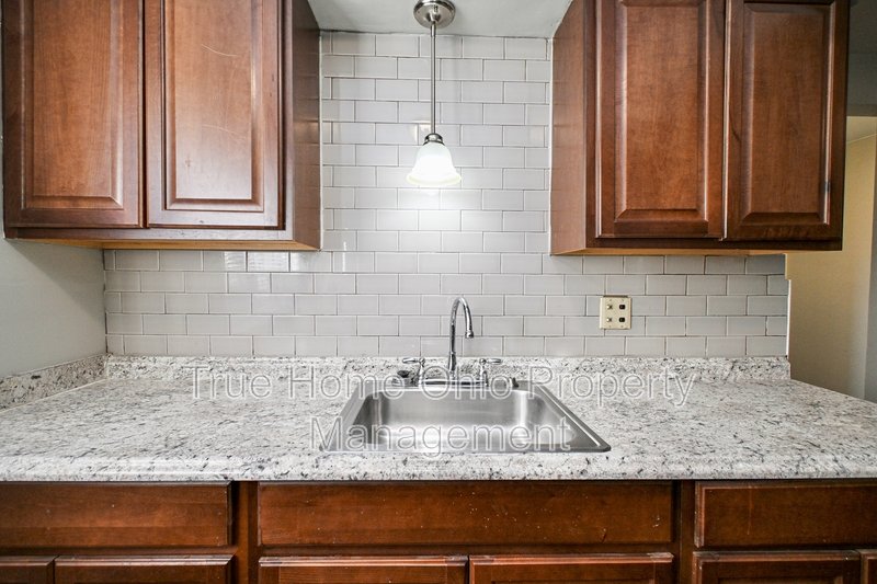 3911 East Gatewood Lane - 1 property image