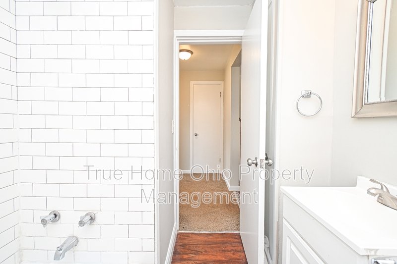 3911 East Gatewood Lane - 1 property image