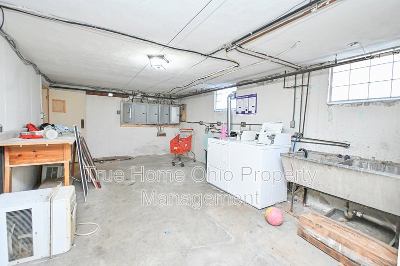 3911 East Gatewood Lane - 1 property image