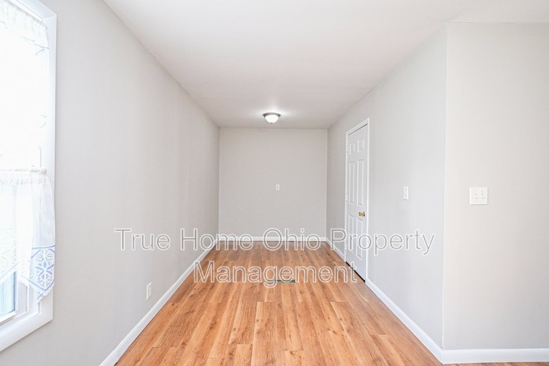 647 Bellaire Court property image