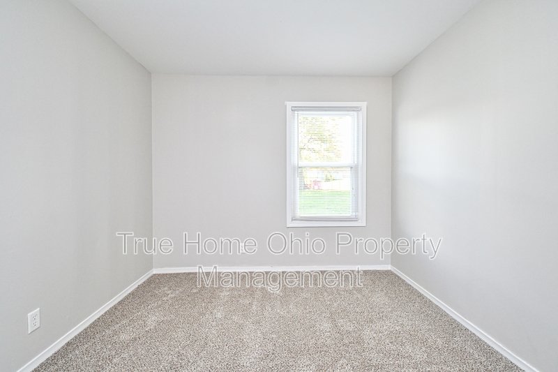647 Bellaire Court property image