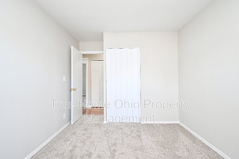 647 Bellaire Court property image