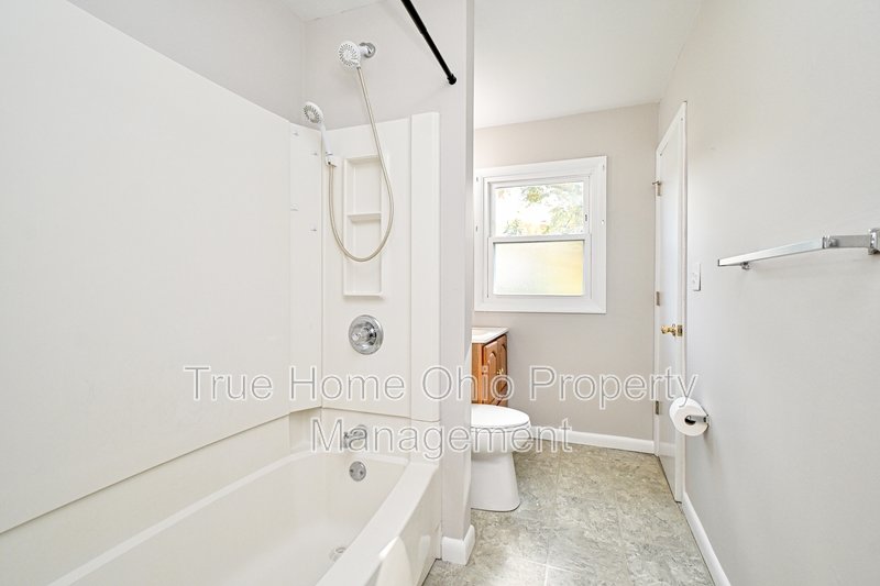 647 Bellaire Court property image