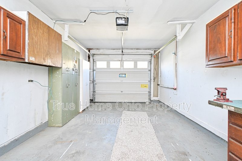 647 Bellaire Court property image