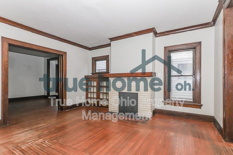 1249 Everett Drive property image