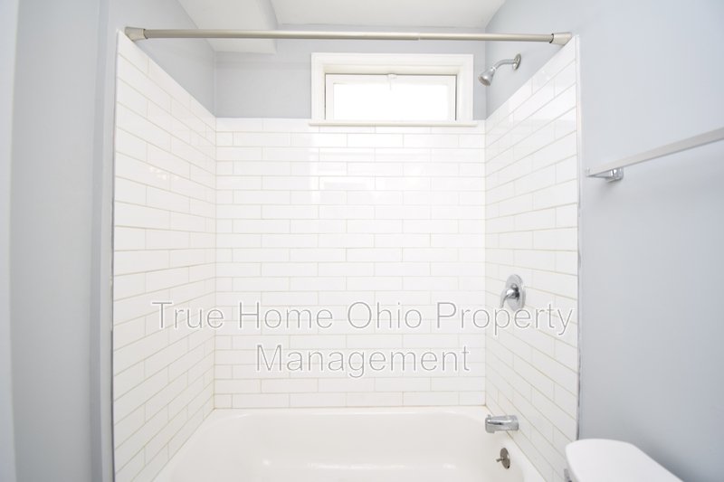 2425 West Clifton Avenue - 1 property image