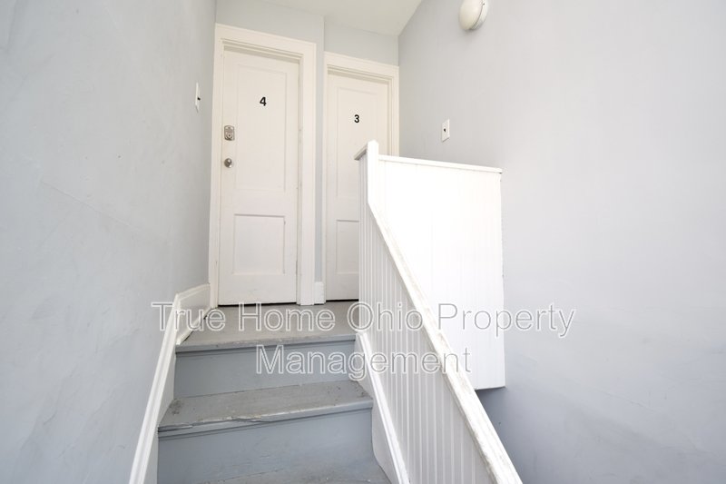 2425 West Clifton Avenue - 2 property image