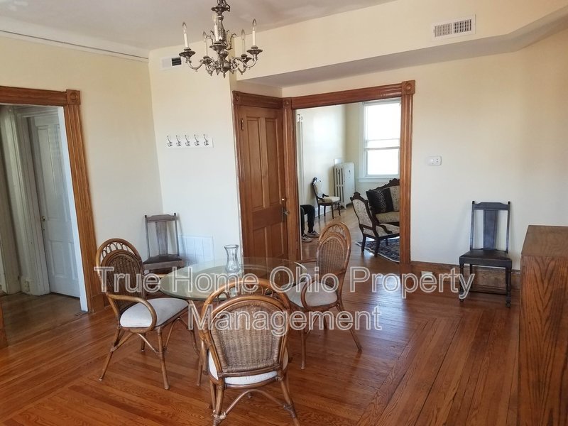 3493 Brookline Avenue - 2 property image