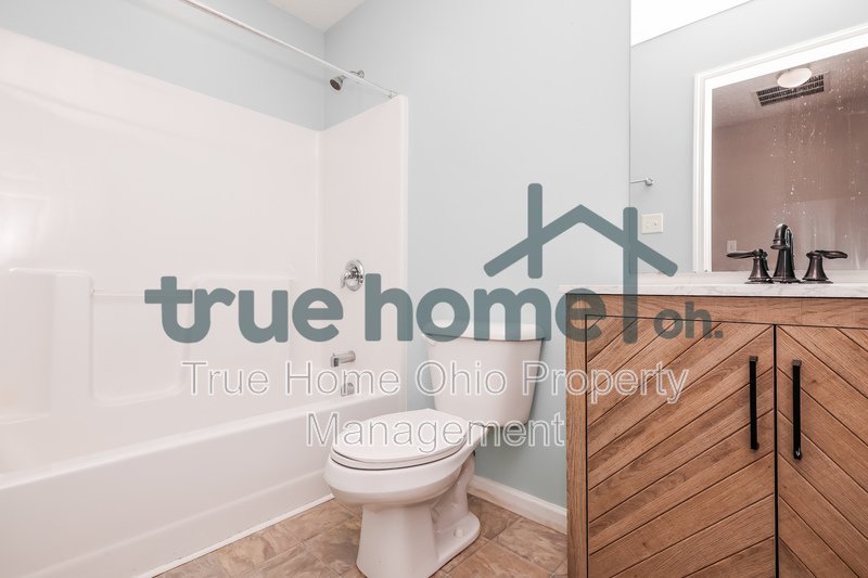 2059 Matt Way property image