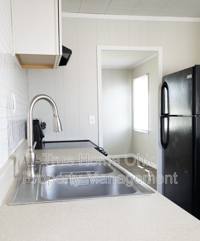 2373 Vale Drive property image