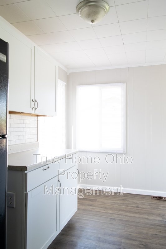 2373 Vale Drive property image