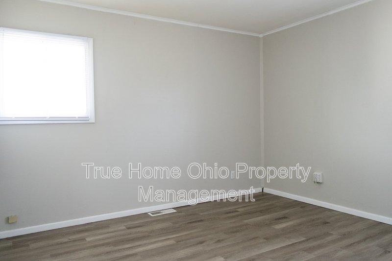 2373 Vale Drive property image