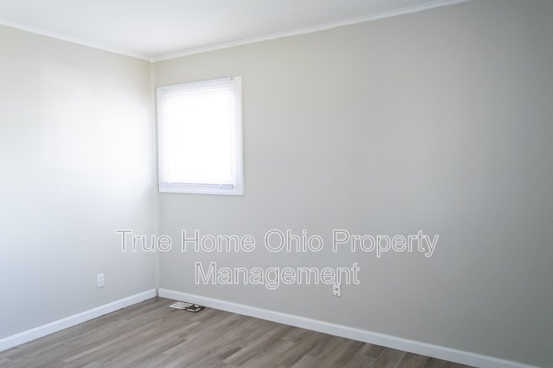 2373 Vale Drive property image