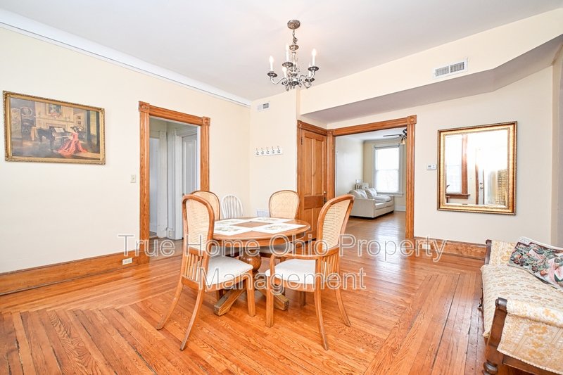 3493 Brookline Avenue - 2 property image