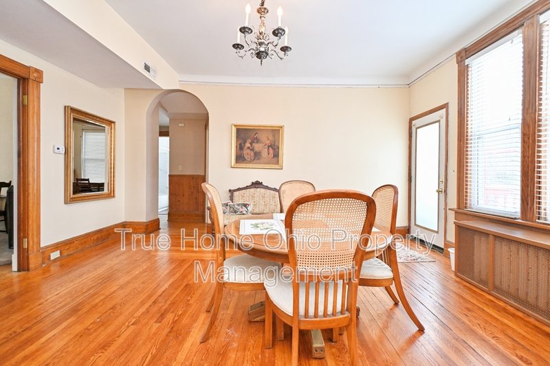 3493 Brookline Avenue - 2 property image