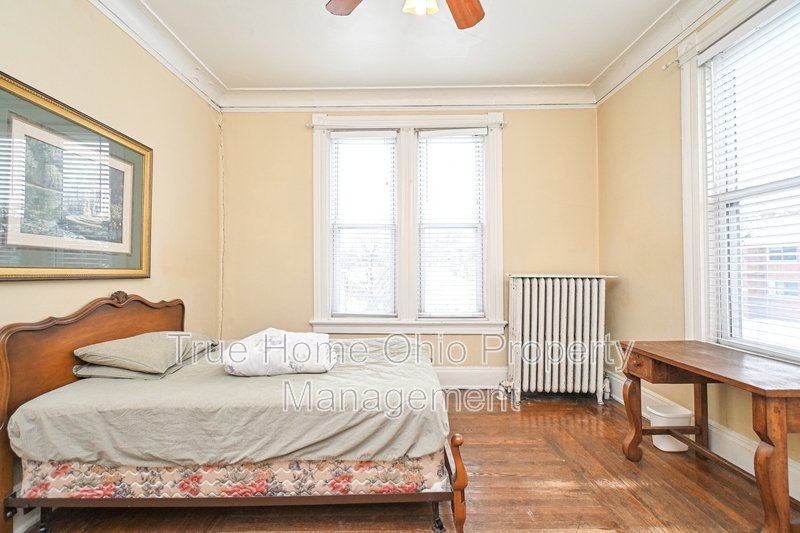 3493 Brookline Avenue - 2 property image