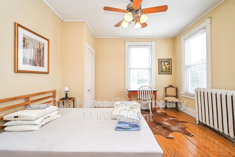 3493 Brookline Avenue - 2 property image