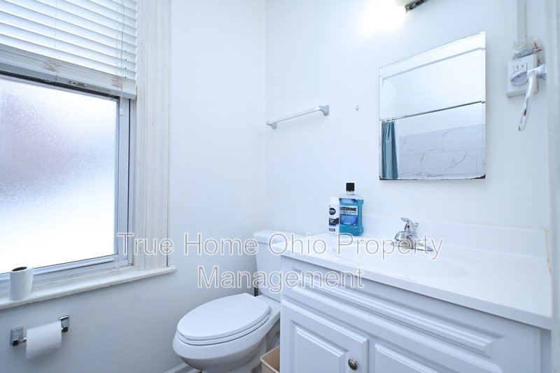3493 Brookline Avenue - 2 property image