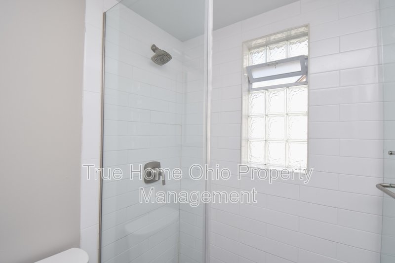 4137 East Galbraith Road - 1 property image