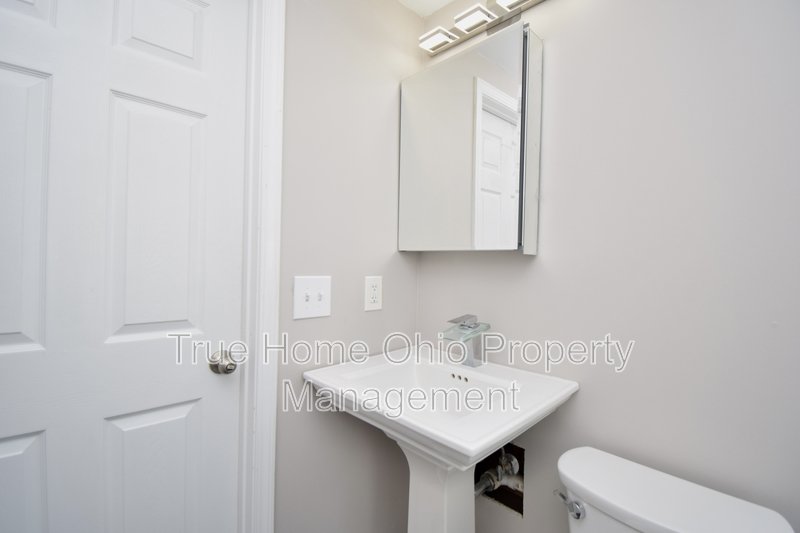 4137 East Galbraith Road - 1 property image