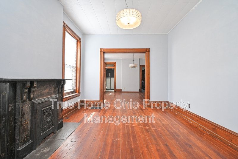 735 Considine Avenue property image