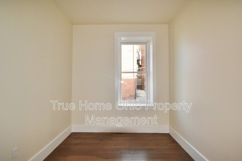 100 E Clifton Avenue - 3 property image