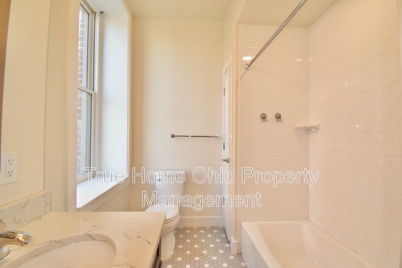 100 E Clifton Avenue - 3 property image