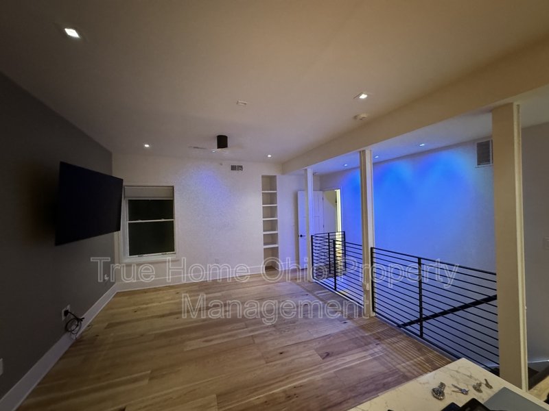 32 East Court Street #202 property image