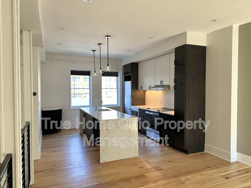 32 East Court Street #202 property image