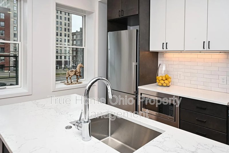 32 East Court Street #202 property image