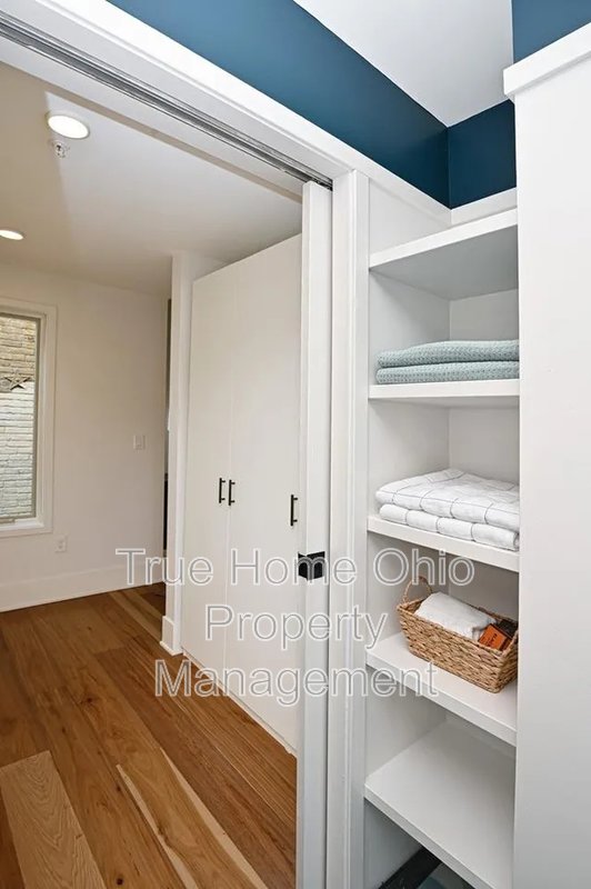 32 East Court Street #202 property image