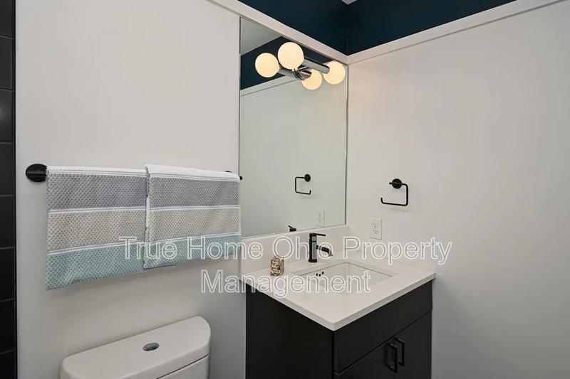 32 East Court Street #202 property image