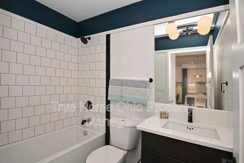 32 East Court Street #202 property image