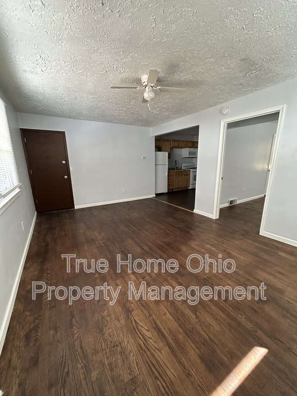 116 Clinton Springs Avenue - 3 property image