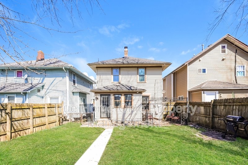 920 E Stewart Street property image