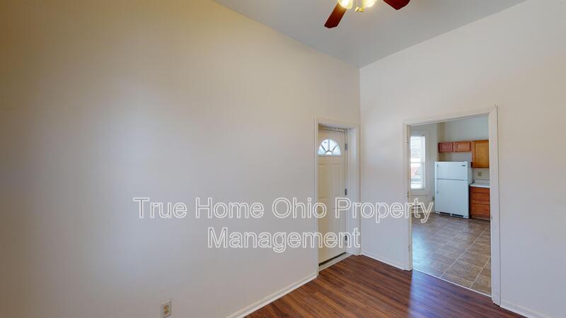 2215 Washington Avenue - 2 property image
