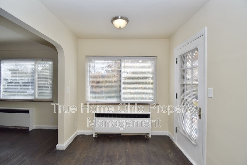 5739 Montgomery Road - 3 property image