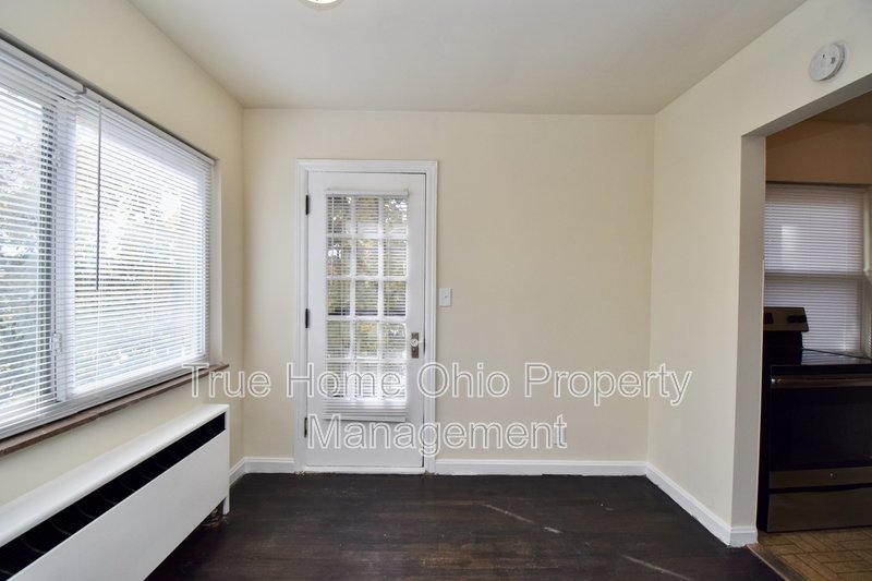 5739 Montgomery Road - 3 property image