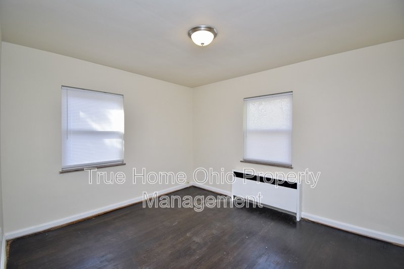 5739 Montgomery Road - 3 property image