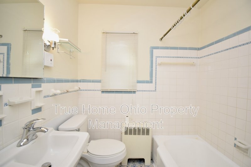 5739 Montgomery Road - 3 property image