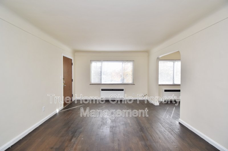 5739 Montgomery Road - 3 property image