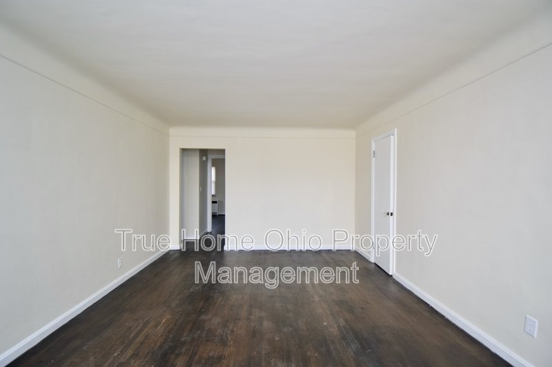 5739 Montgomery Road - 3 property image