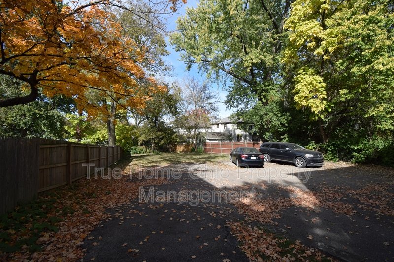 5739 Montgomery Road - 3 property image