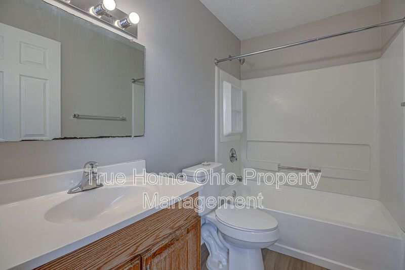 1915 Woodlawn Avenue property image
