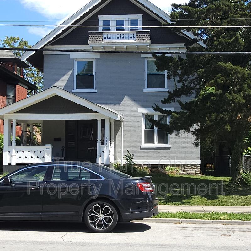 2216 Burnett Avenue - 2 property image